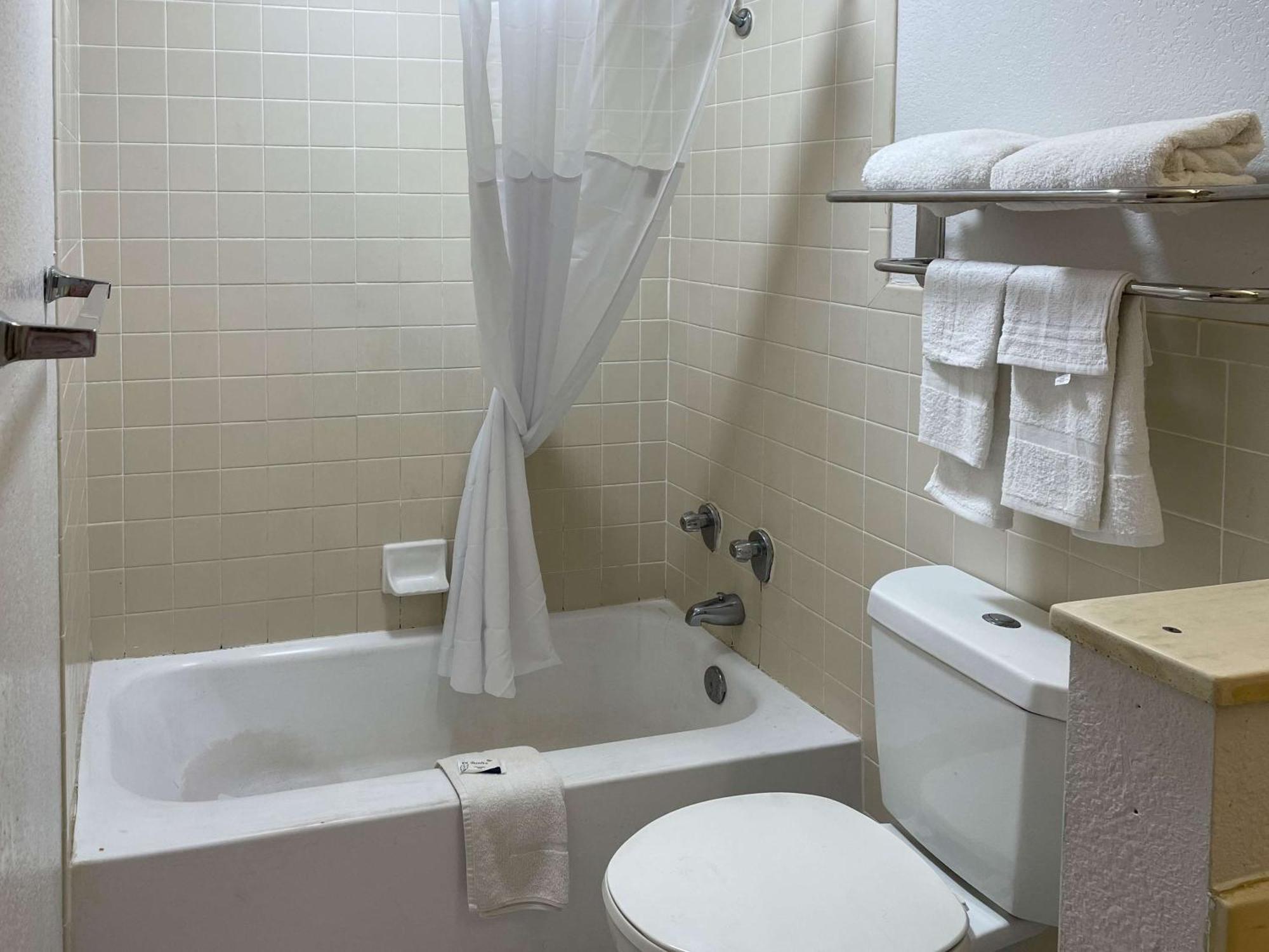 Motel 6 Opelika Al エクステリア 写真