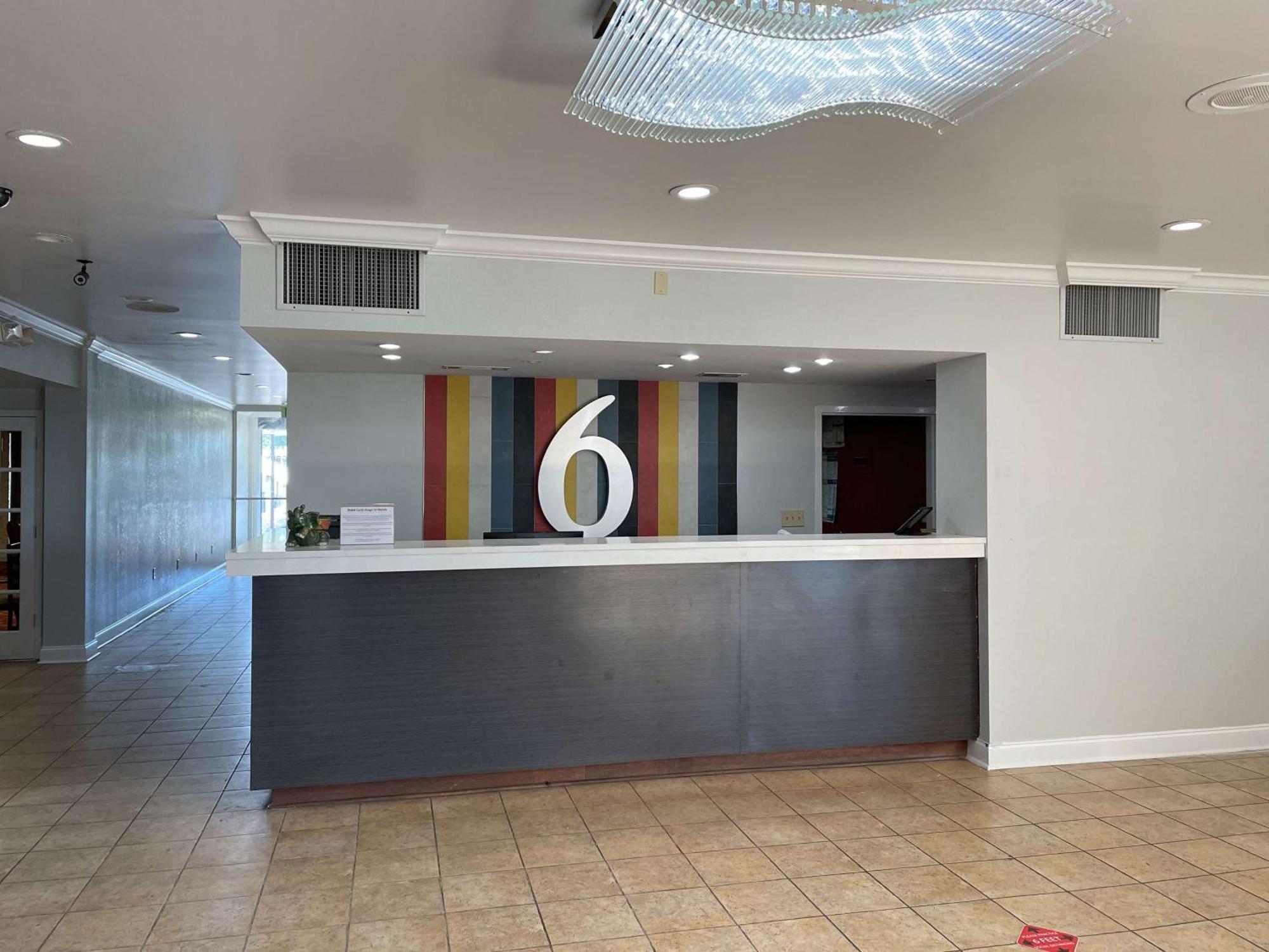 Motel 6 Opelika Al エクステリア 写真