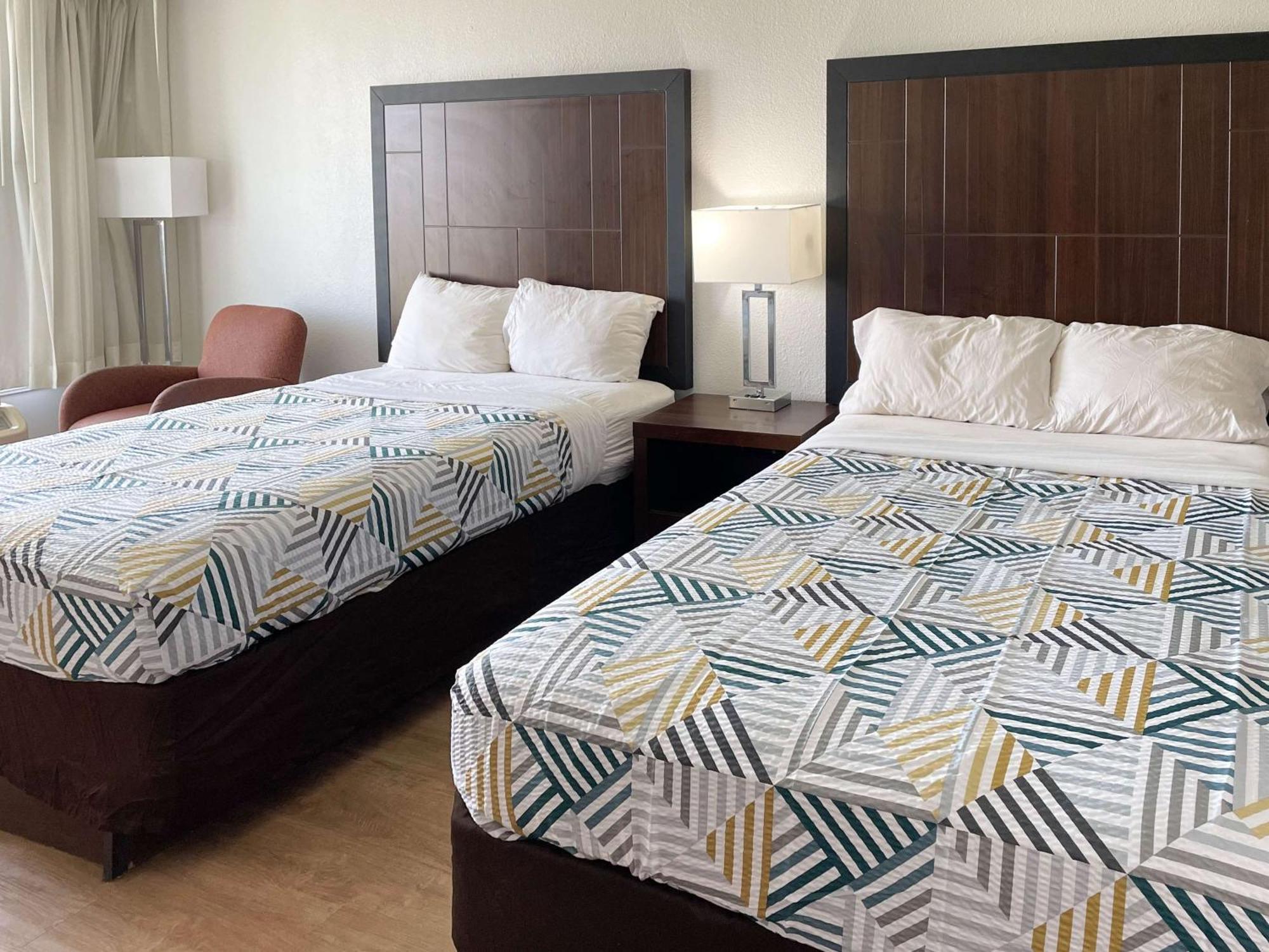Motel 6 Opelika Al エクステリア 写真